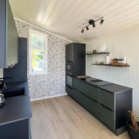 Ferienhaus Fantastisches Haus Mit 2 Schlafzimmern *