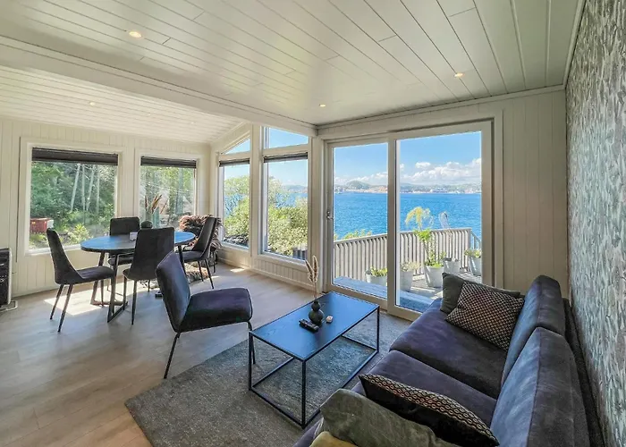 Сasa de vacaciones 2 Bedroom Amazing In Mandal